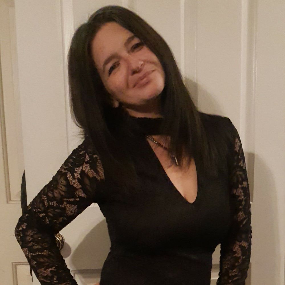 Meet your Posher, Suzanne